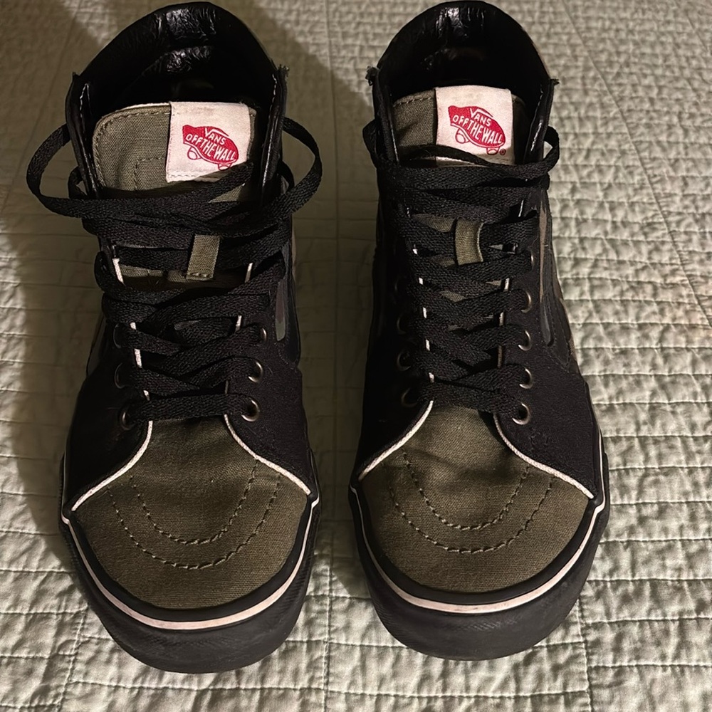 Vans  CUSTOM Sk8-Hi Camouflage High-Top Sneakers Men’s 7.0 Women’s 8.5 unisex